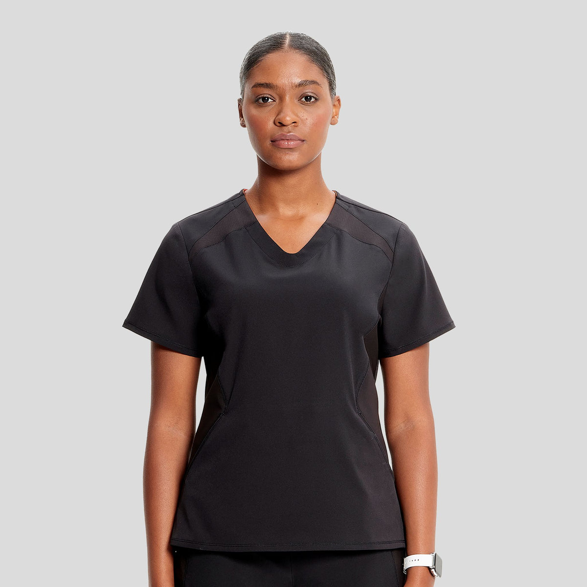 IN_INFINITY_GNR8_VNECKTOP_620A_BLACK_FRONT