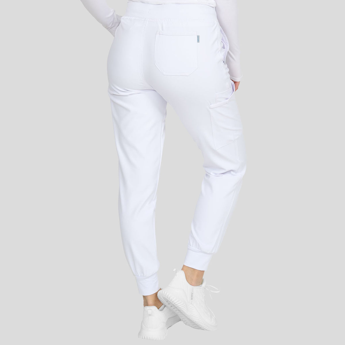Refined Jogger Pant | White